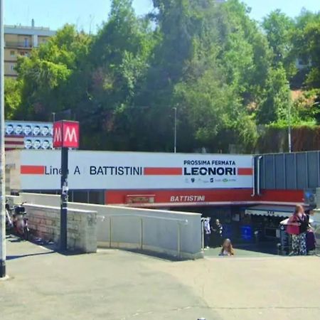 Urban Welcome Metro Battistini Рим Екстериор снимка