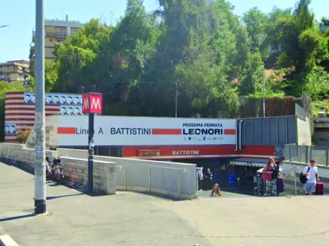 Urban Welcome Metro Battistini Рим Екстериор снимка
